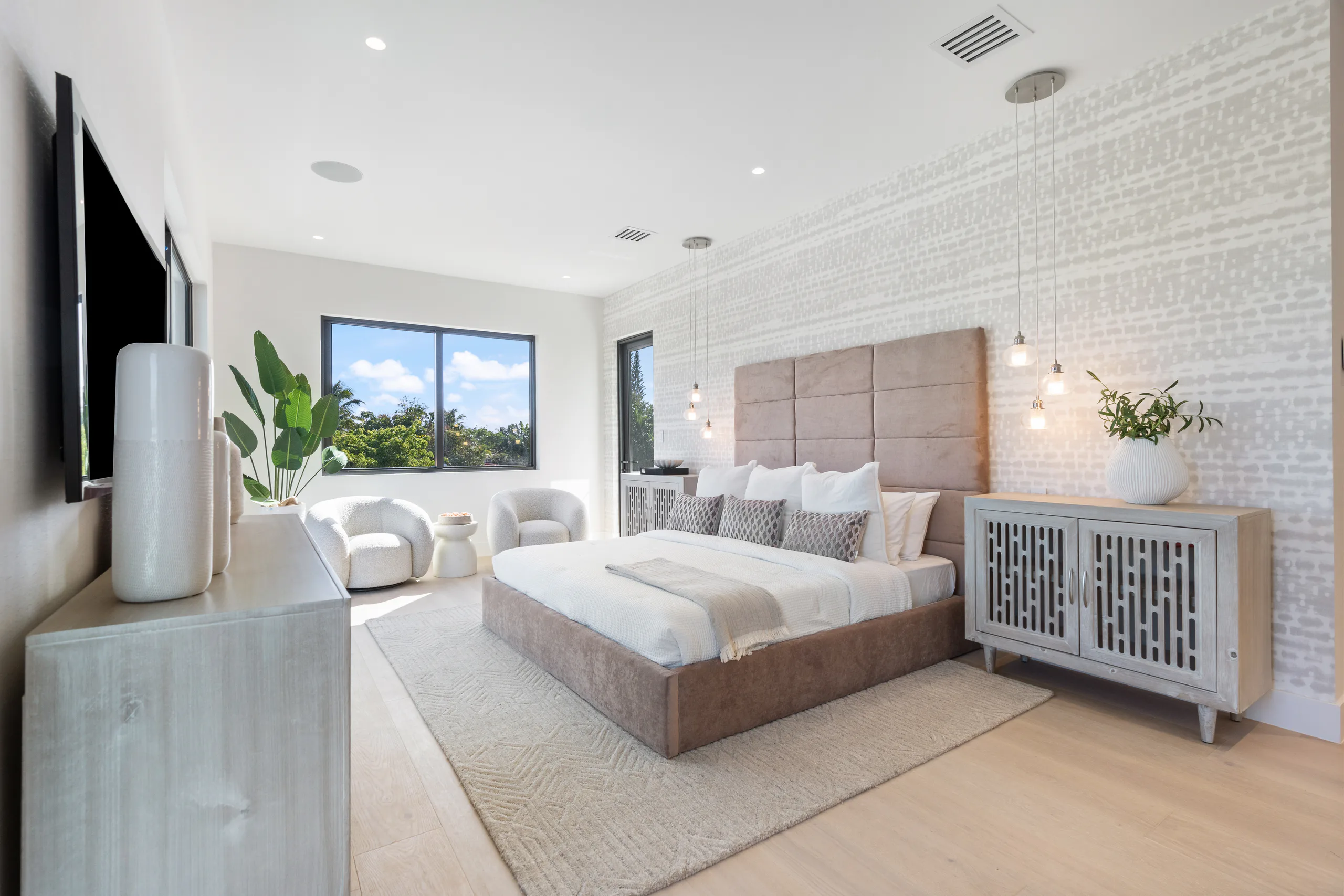 9132 Dickens Ave - Gallery image 10