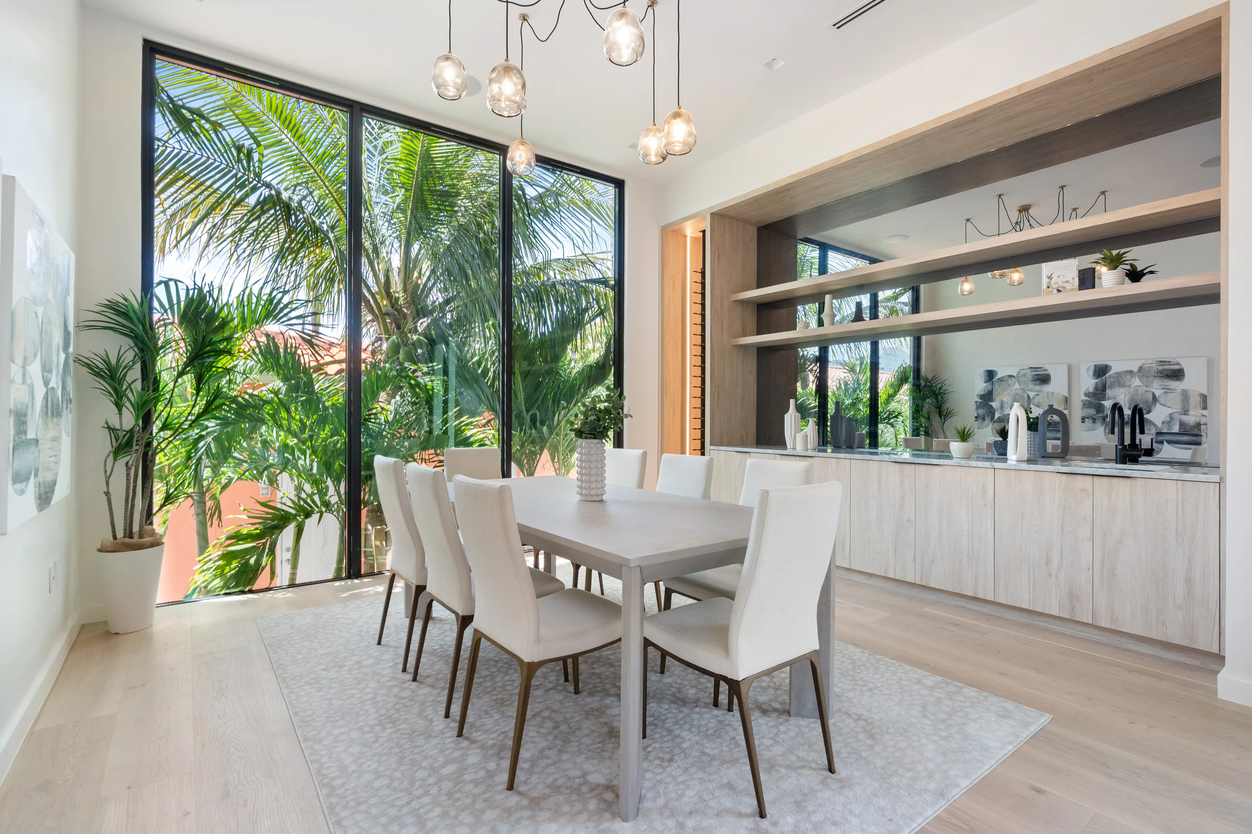 9009 Byron Ave - Gallery image 8