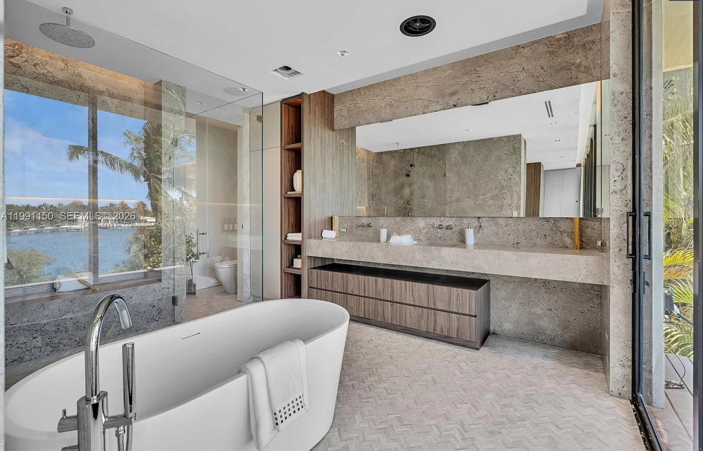 535 N Shore Dr - Gallery image 3