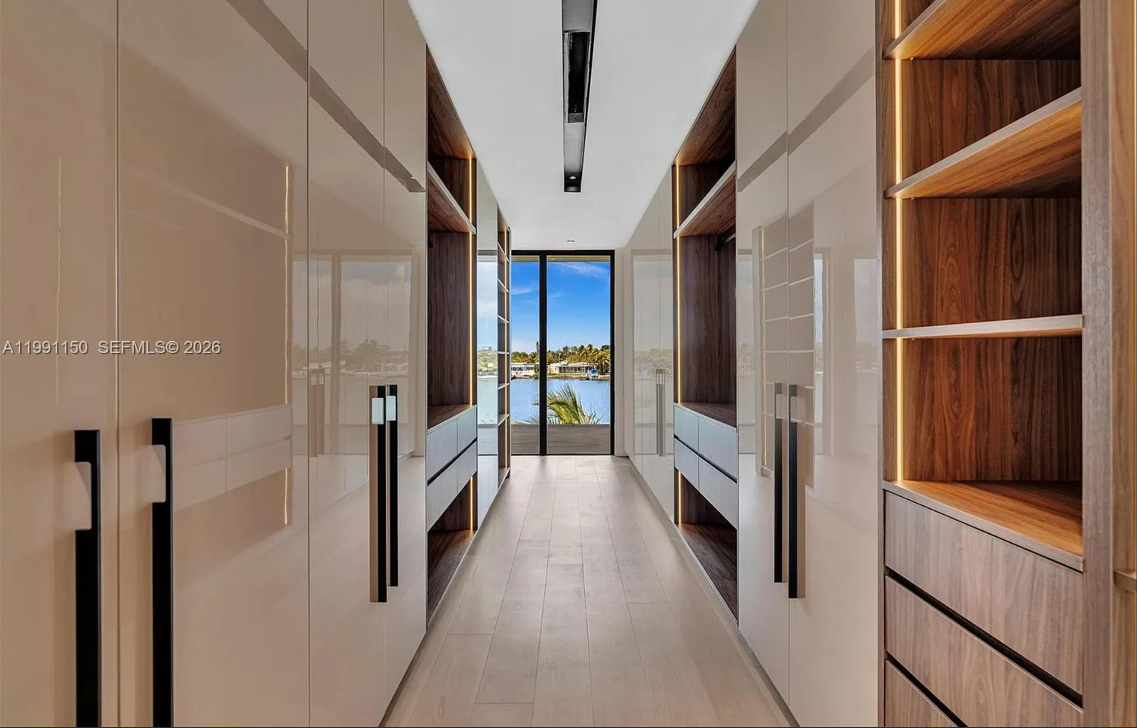 535 N Shore Dr - Gallery image 4