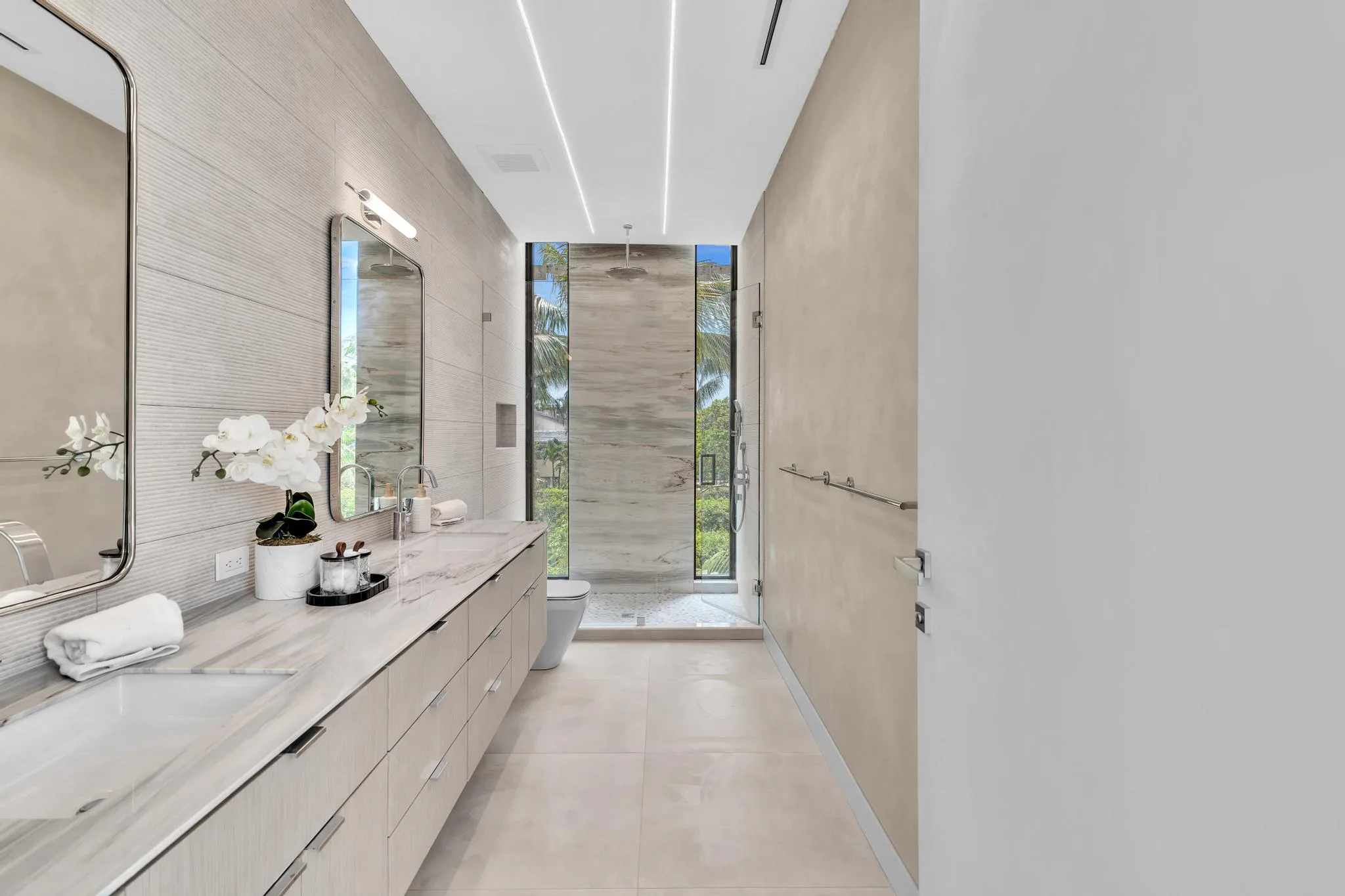 4504 Sheridan Ave - Gallery image 4